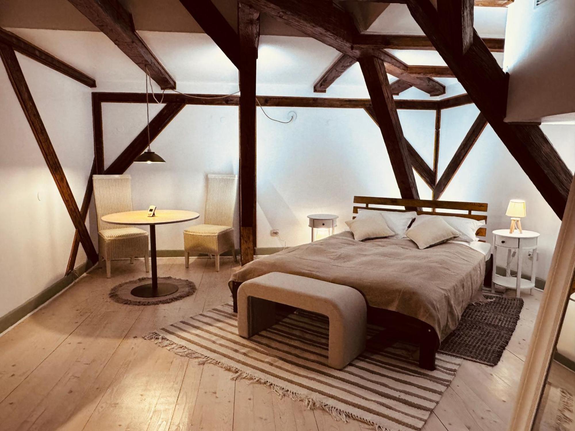 Belle Vista Loft Apartment บราชอฟ ภายนอก รูปภาพ