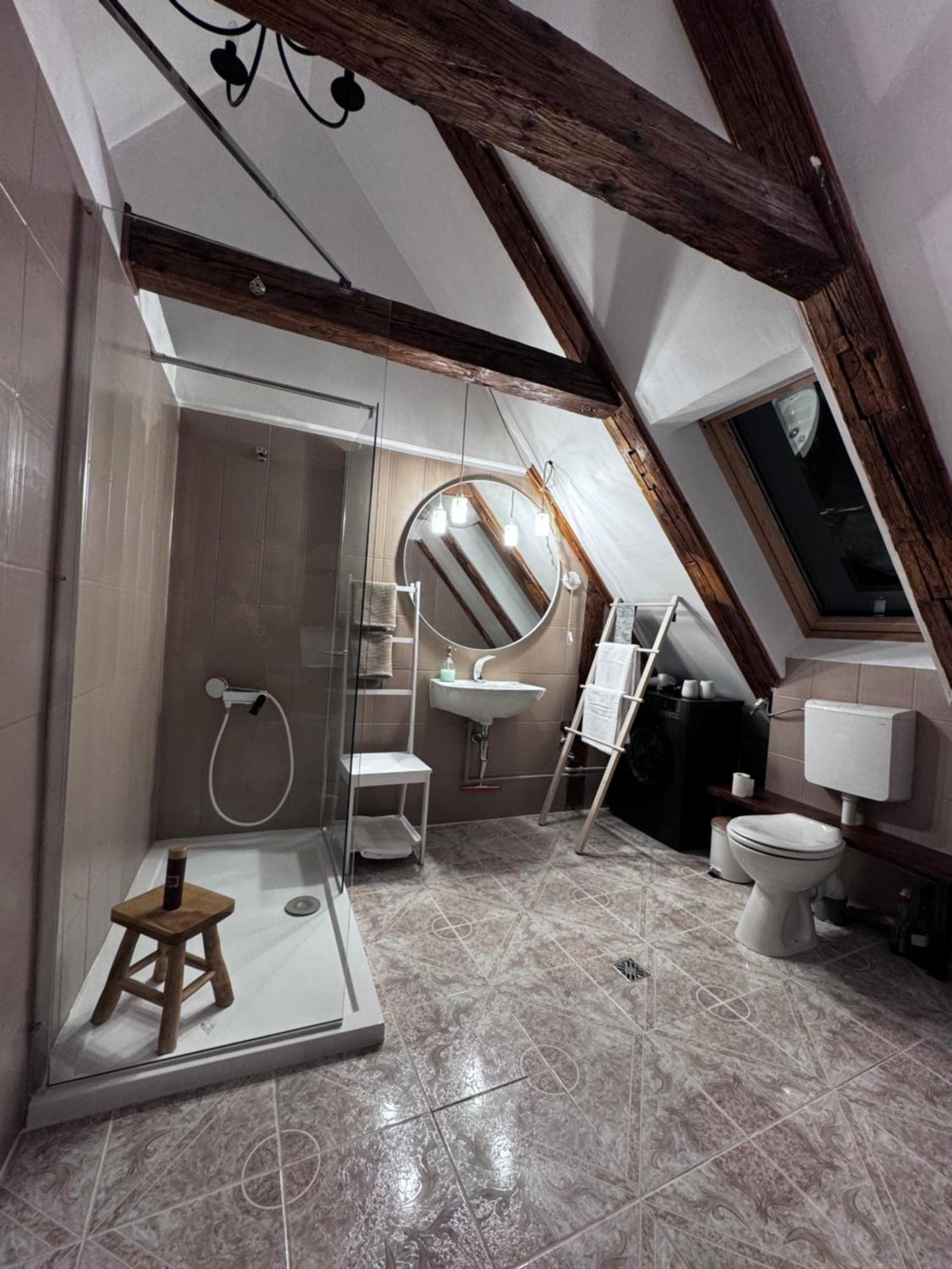 Belle Vista Loft Apartment บราชอฟ ภายนอก รูปภาพ